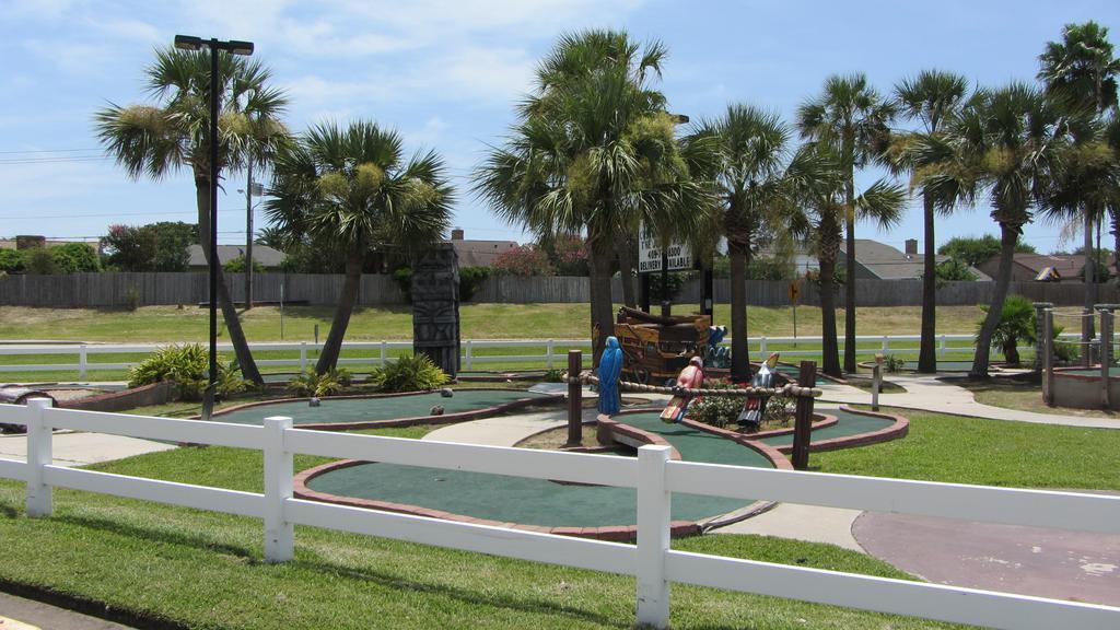 Inn At The Waterpark Galveston Exterior foto